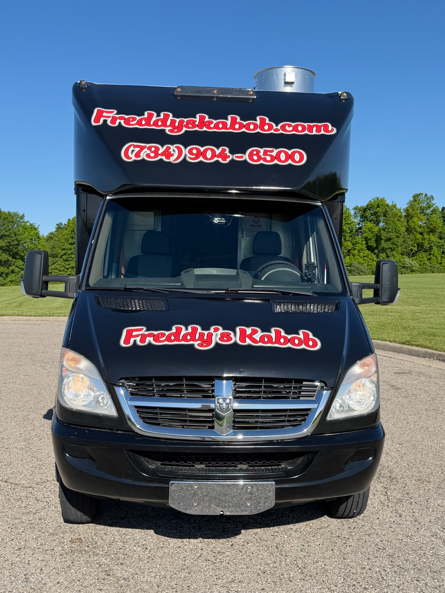 Front view of Freddy's Kabob food truck